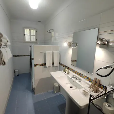 Hotel Saint Andre 3*
