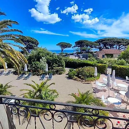 Saint Andre Hotel 3*